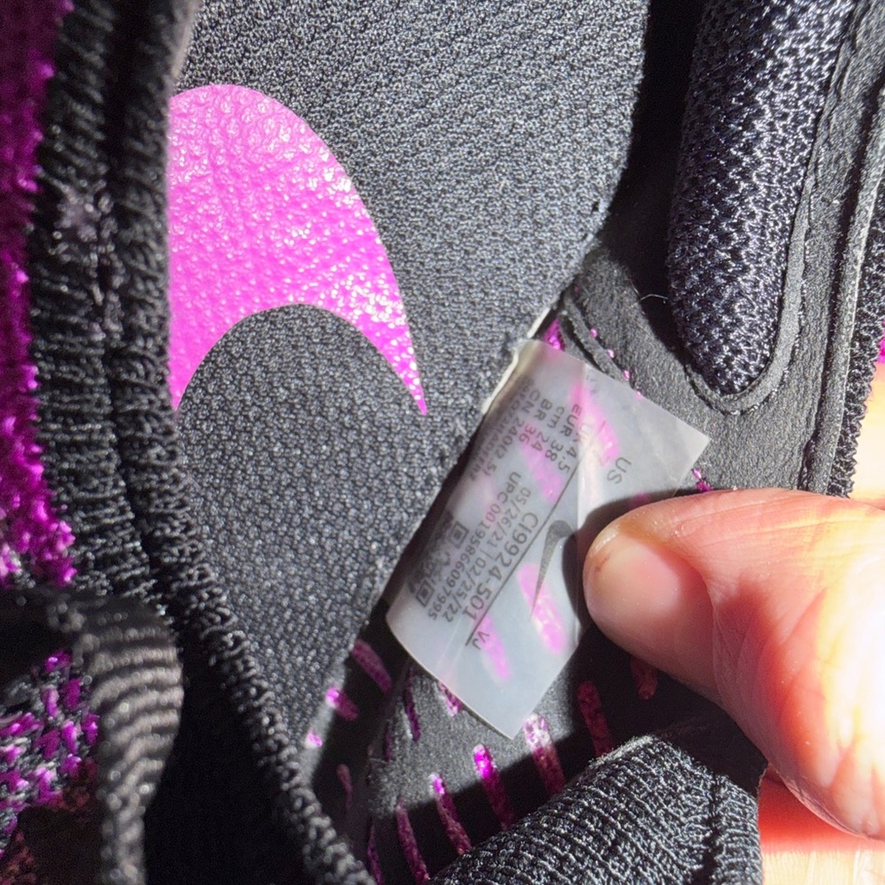 WMNS 7 Nike Air Zoom Tempo NEXT% Flyknit 'Hyper Violet - Picture 12 of 15